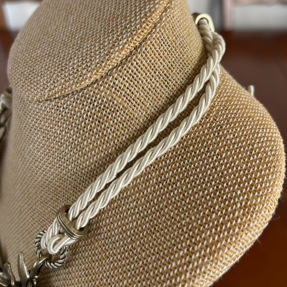 Gardenia Convertible Statement Necklace - Picture 9 of 16